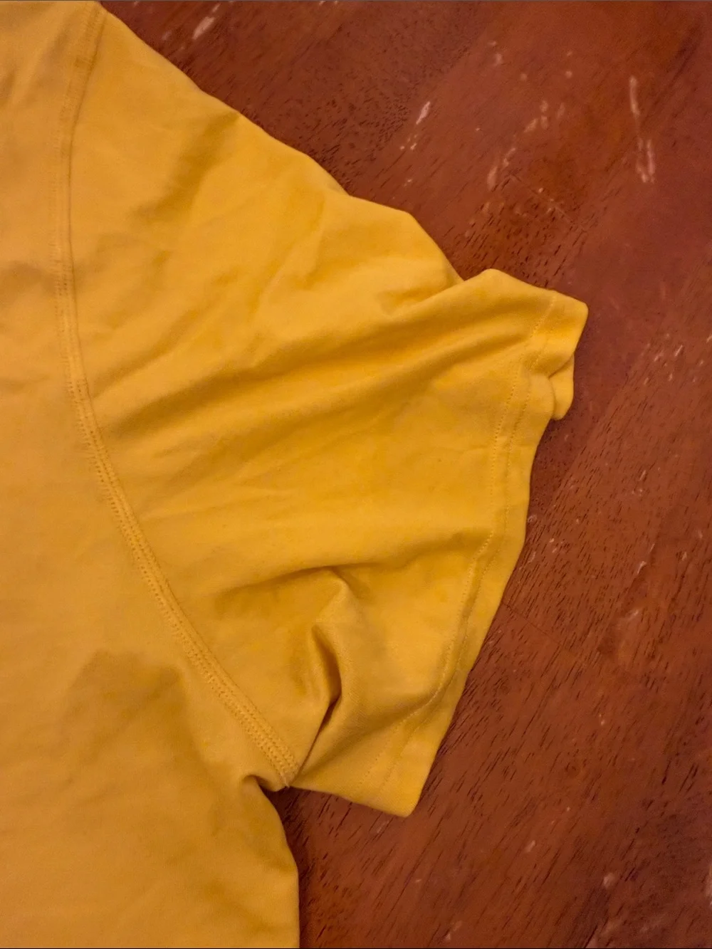 Nike Yellow Short Sleeve Performance Tee with Silver Swoosh xxl